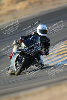 media/Oct-06-2024-Race Pace (Sun) [[d7d39ec7ad]]/1-Turn 10 (730am)/